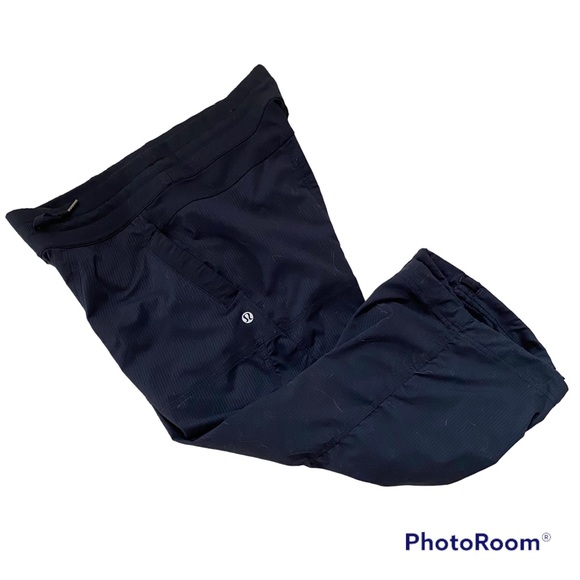 Lululemon Black Dance Studio Cropped Pants Size 6